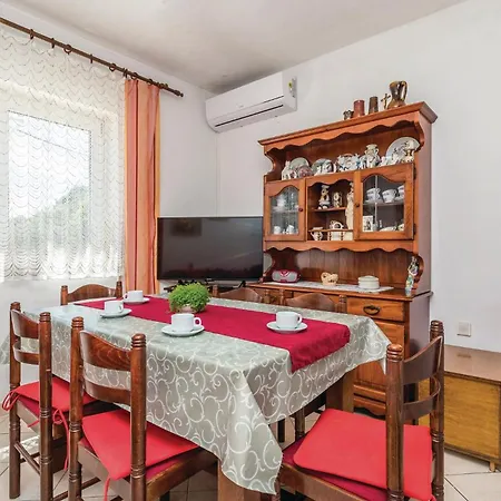 3 Bedroom Gorgeous In Nyaraló *