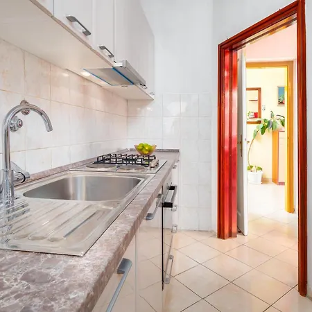 Holiday home 3 Bedroom Gorgeous In Kampor