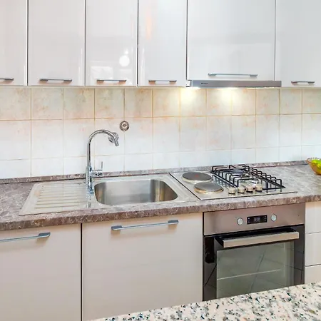 3 Bedroom Gorgeous In Ferienhaus *