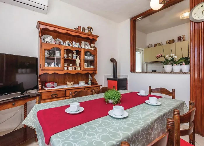 3 Bedroom Gorgeous In Hébergement de vacances
