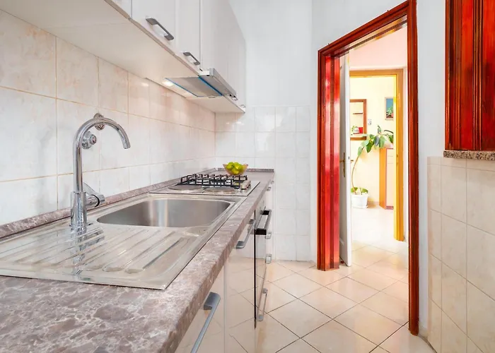 Hébergement de vacances 3 Bedroom Gorgeous In Kampor